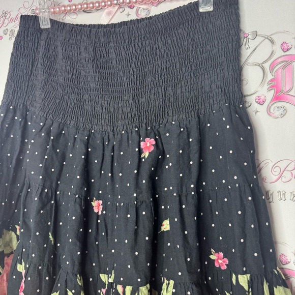 Skirt/dress roses polka dot pink green black stretchy wear as a dress or skirt - Picture 3 of 8